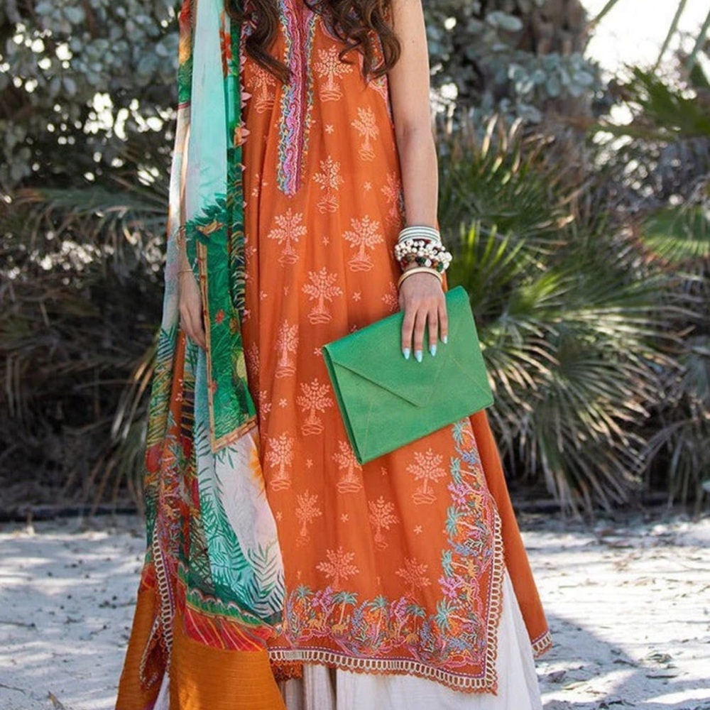 Farah talib aziz Lawn ‘22